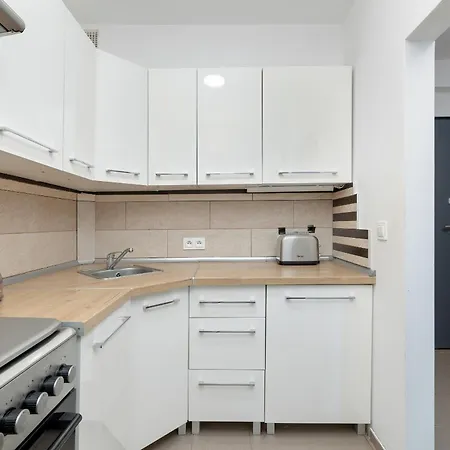 Apartament Blisko Parku Zeromskiego By Renters *