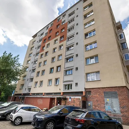 Apartament Blisko Parku Zeromskiego By Renters